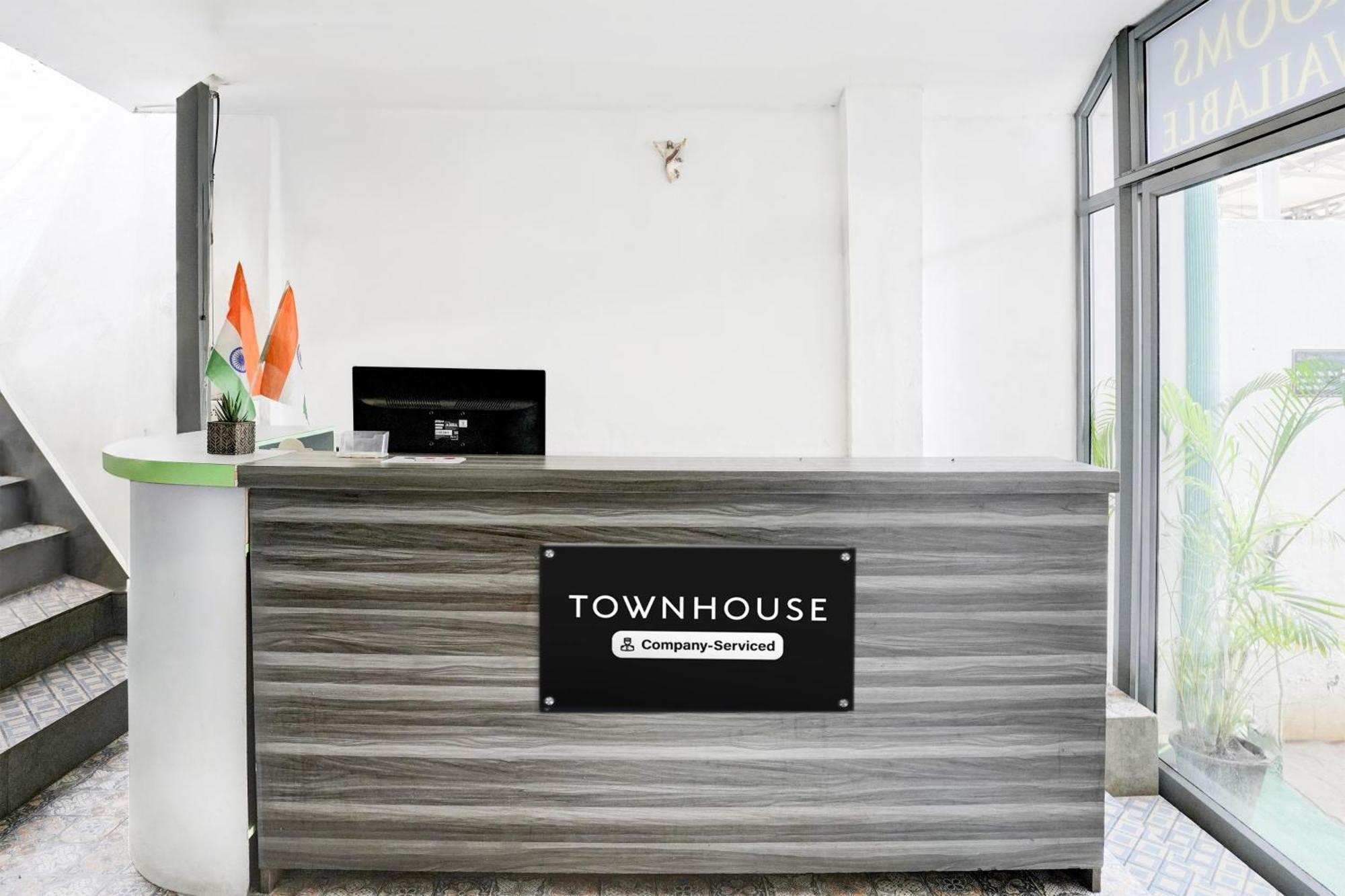 Super Townhouse Candolim Exterior foto
