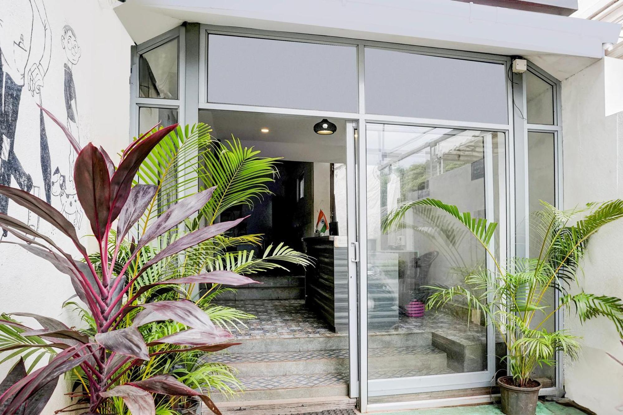 Super Townhouse Candolim Exterior foto